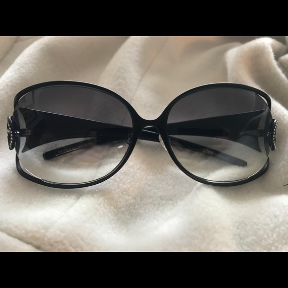 Georgio Armani Oversized Women’s Sunglasses - Picture 2 of 5